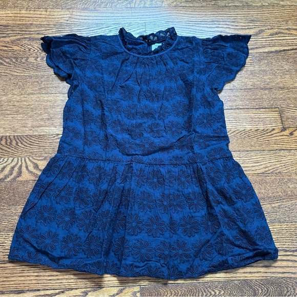 crown & ivy Tops - Crown & Ivy Navy Eyelet Lace Peplum Top Women’s Small NWT